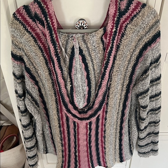 Love Stitch Pink and Gray V-Neck Sweater - Picture 2 of 3